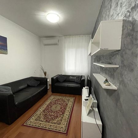 Apartament Nich 曼加利亚 外观 照片